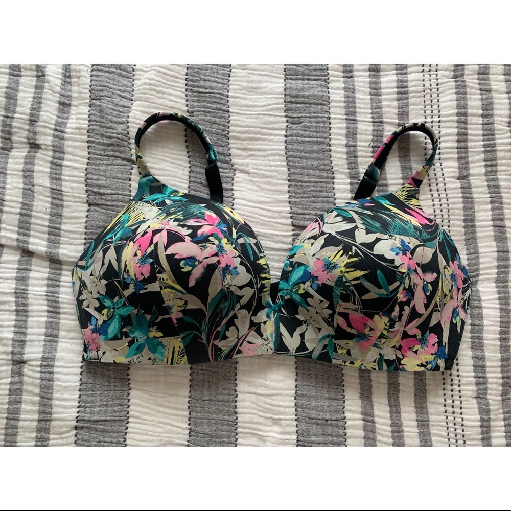 Cacique Simply Wire Free Plunge Bra 42DD